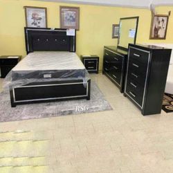 4 Piece Queen Bedroom Set; Bed Frame, Dresser, Night Stand, Mirror.💛 Mattress Sold Separately, Chest Sold Separately.