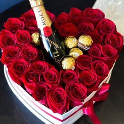 Flower Arrangements W/ Wine 🍷 