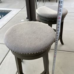 26” Swivel Counter Stools (2) Chairs Seats