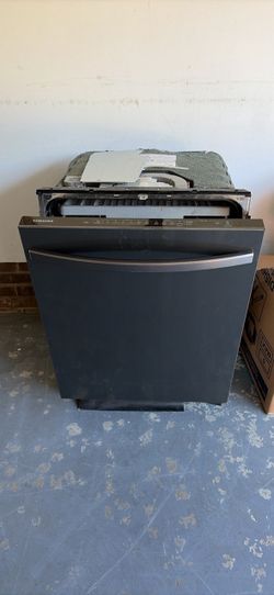 Samsung Built-In Dishwasher Black Stainless