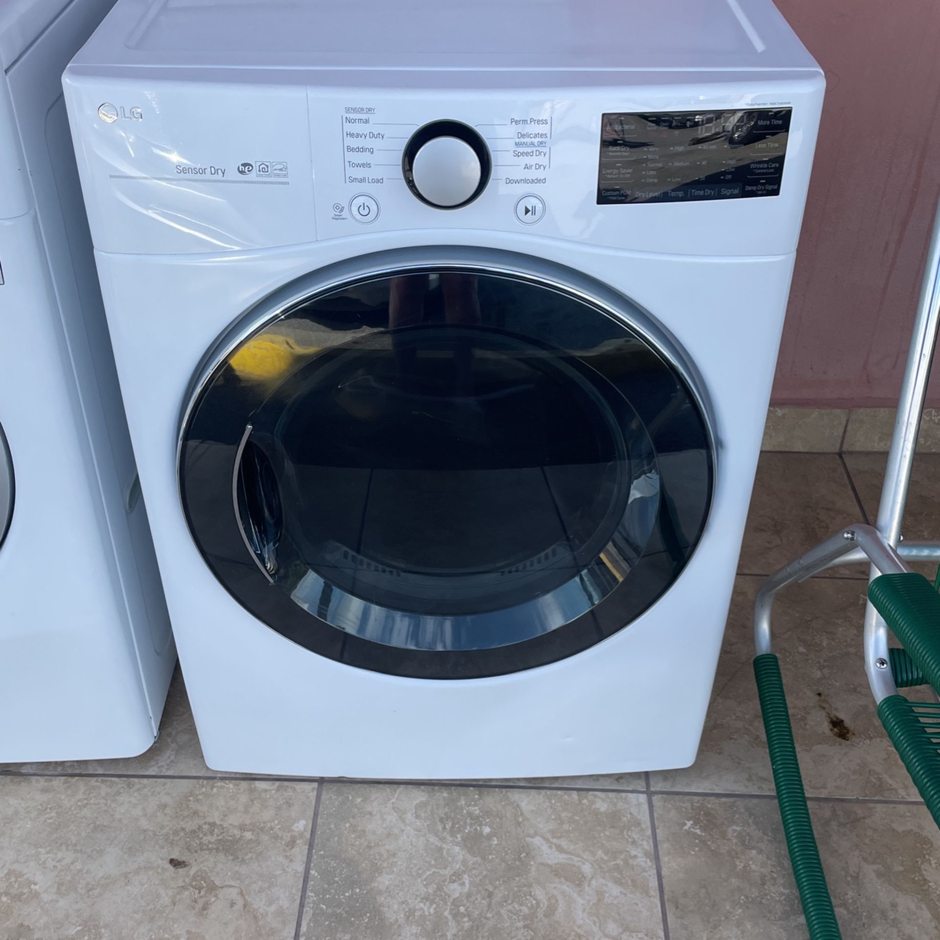 Secadora LG En Buen Estado. Negocio Particular
