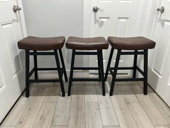3 New stools 24 inch height