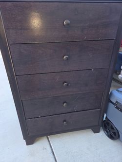 Dresser