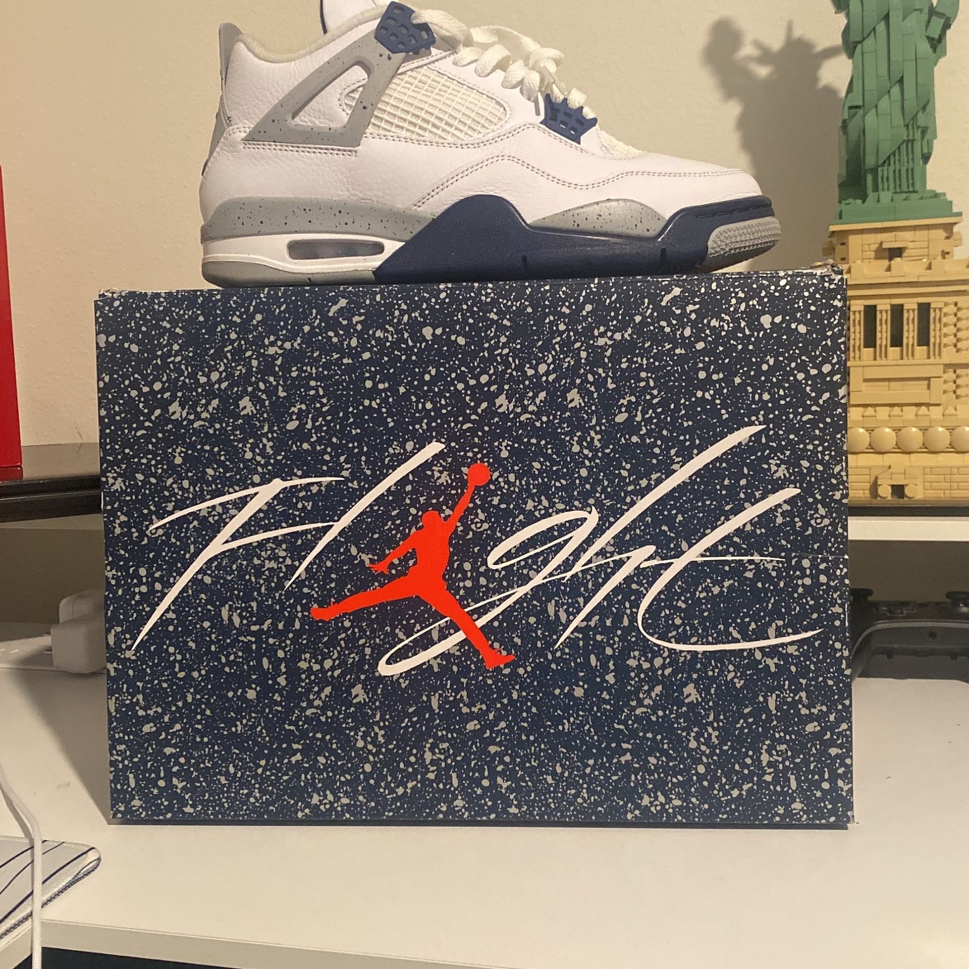 Jordan 4 Retro Midnight Navy