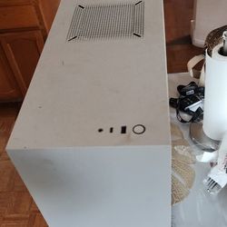 Starter Gaming Pc/ Needs To Go