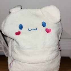 Fluffy Cinnamon Roll backpack 