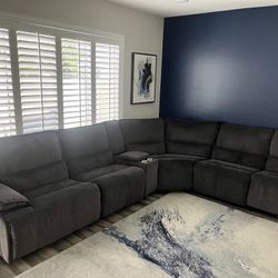 Sectional Couch /electric Recliner 