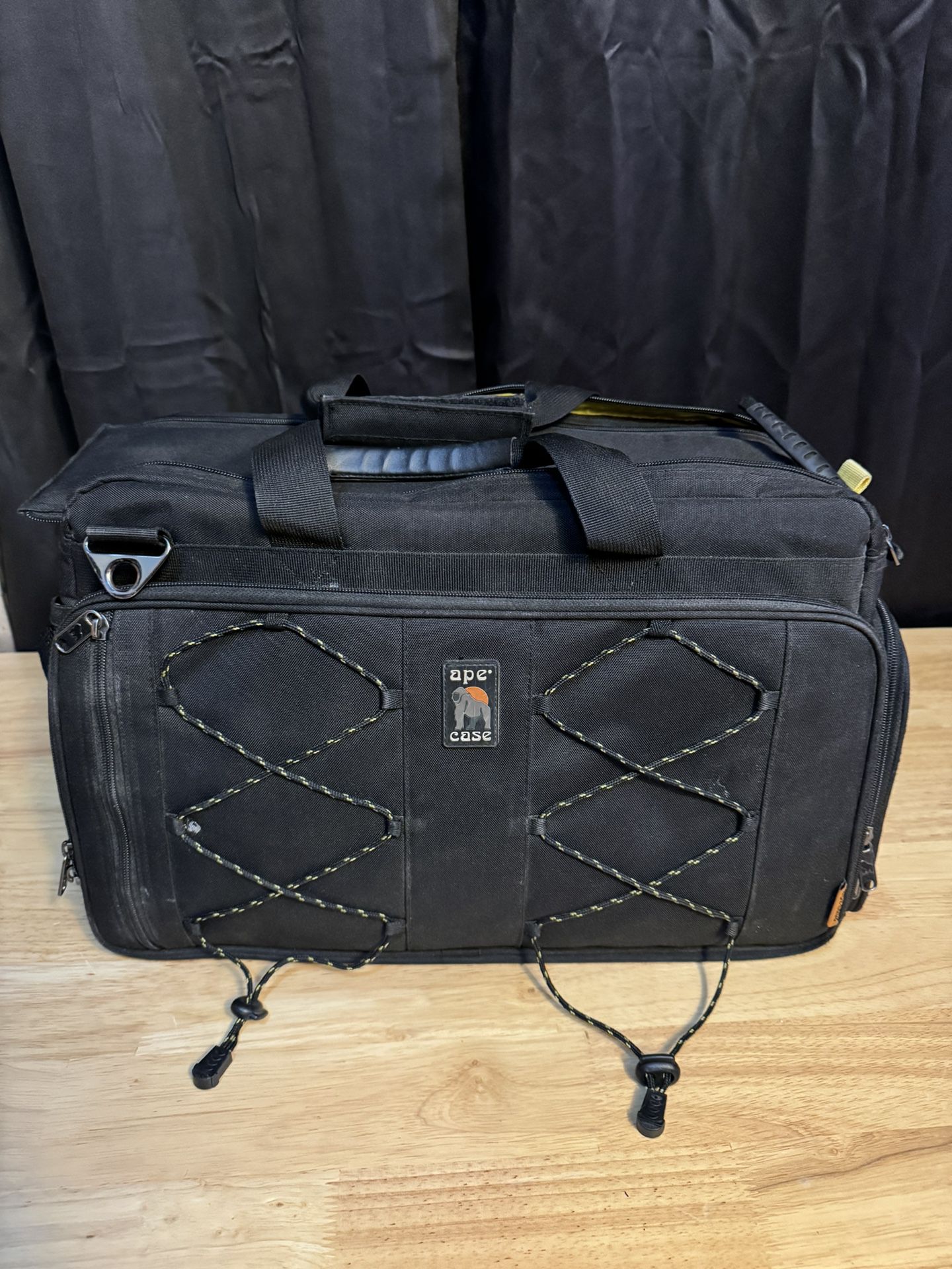 Shoulder Bag for DSLR Camera