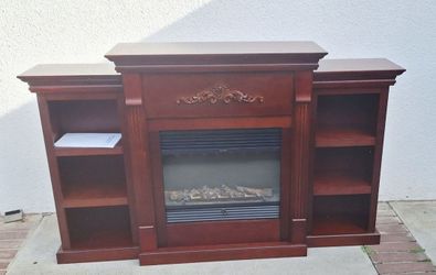 Barton 70" Media TV Stand for Portable Fireplace Bookcases Large Mantel Freestanding with 6 Book Shelfs
Brand new