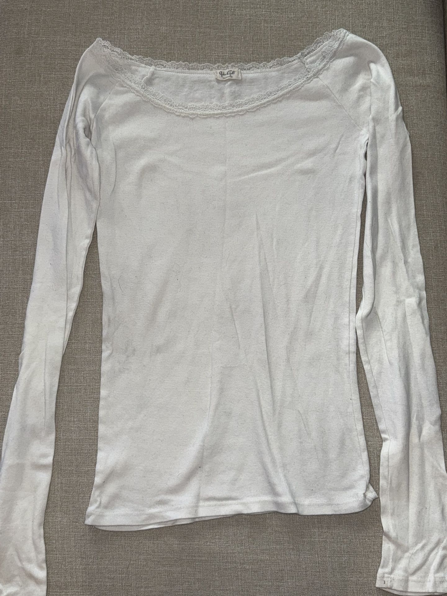 Off The Shoulder Lace Brandy Melville Top