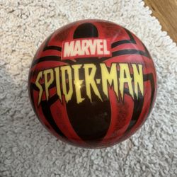 Spiderman Bowling offers ball