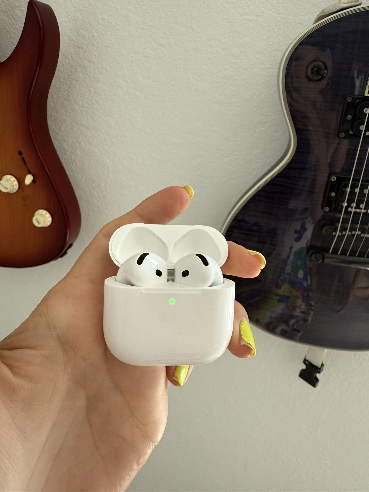 AirPods 4 Standard