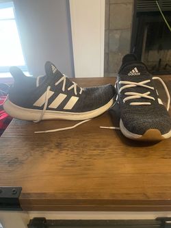 Adidas Women’s 9.5