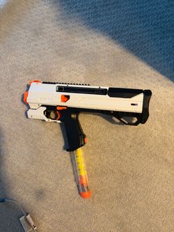 Nerf Rival XVIII-700 Blaster with Magazine