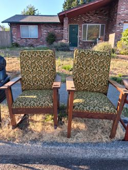 Vintage Chairs (free)
