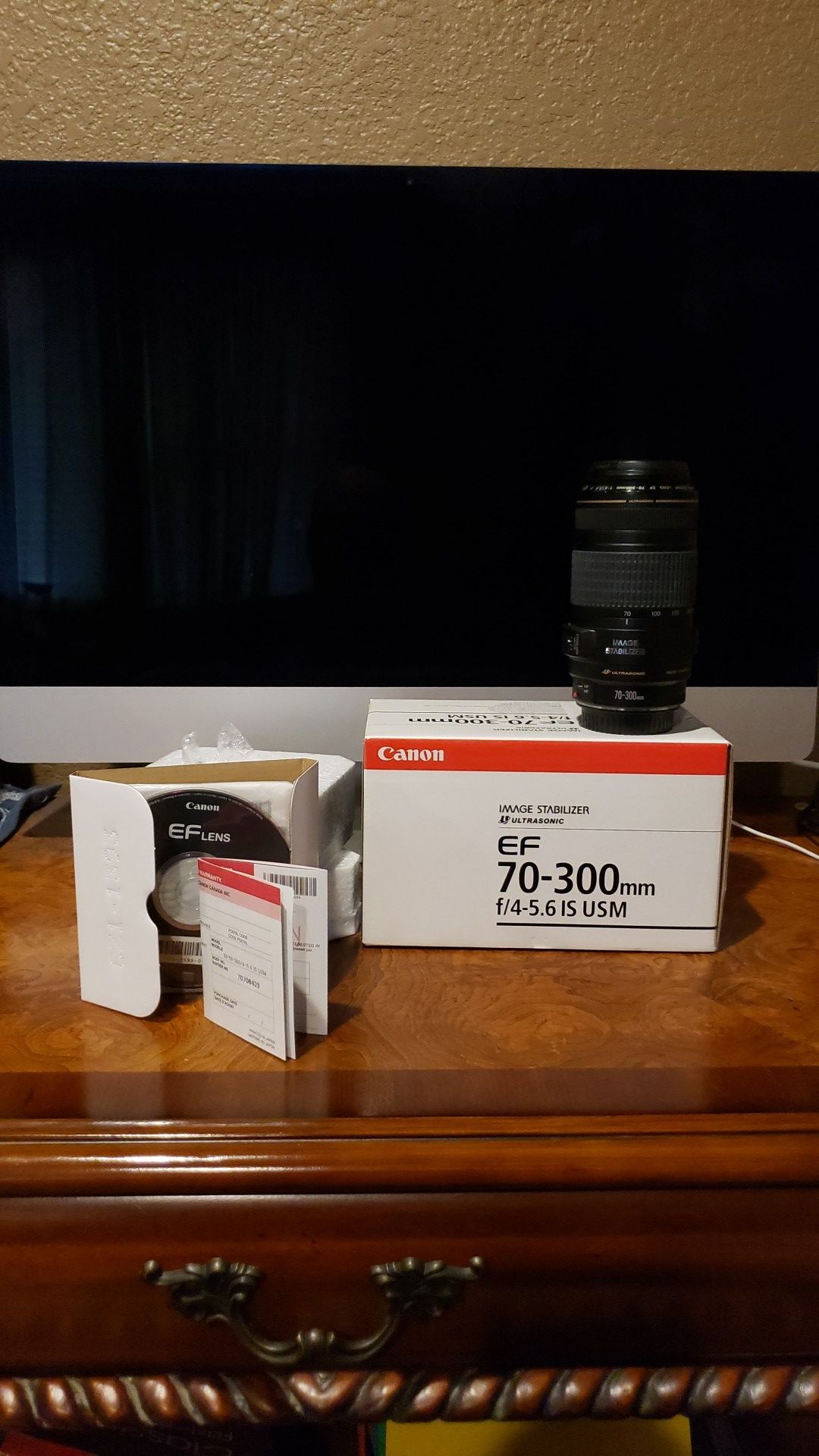 Canon ef 70-300mm f/4-5.6 is usm lens