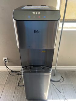Water cooler /heater/ice maker