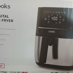 Digital Air Fryer, Brand-Cooks, Model-22324, Capacity-6 Qt, Color-Black and Silver
