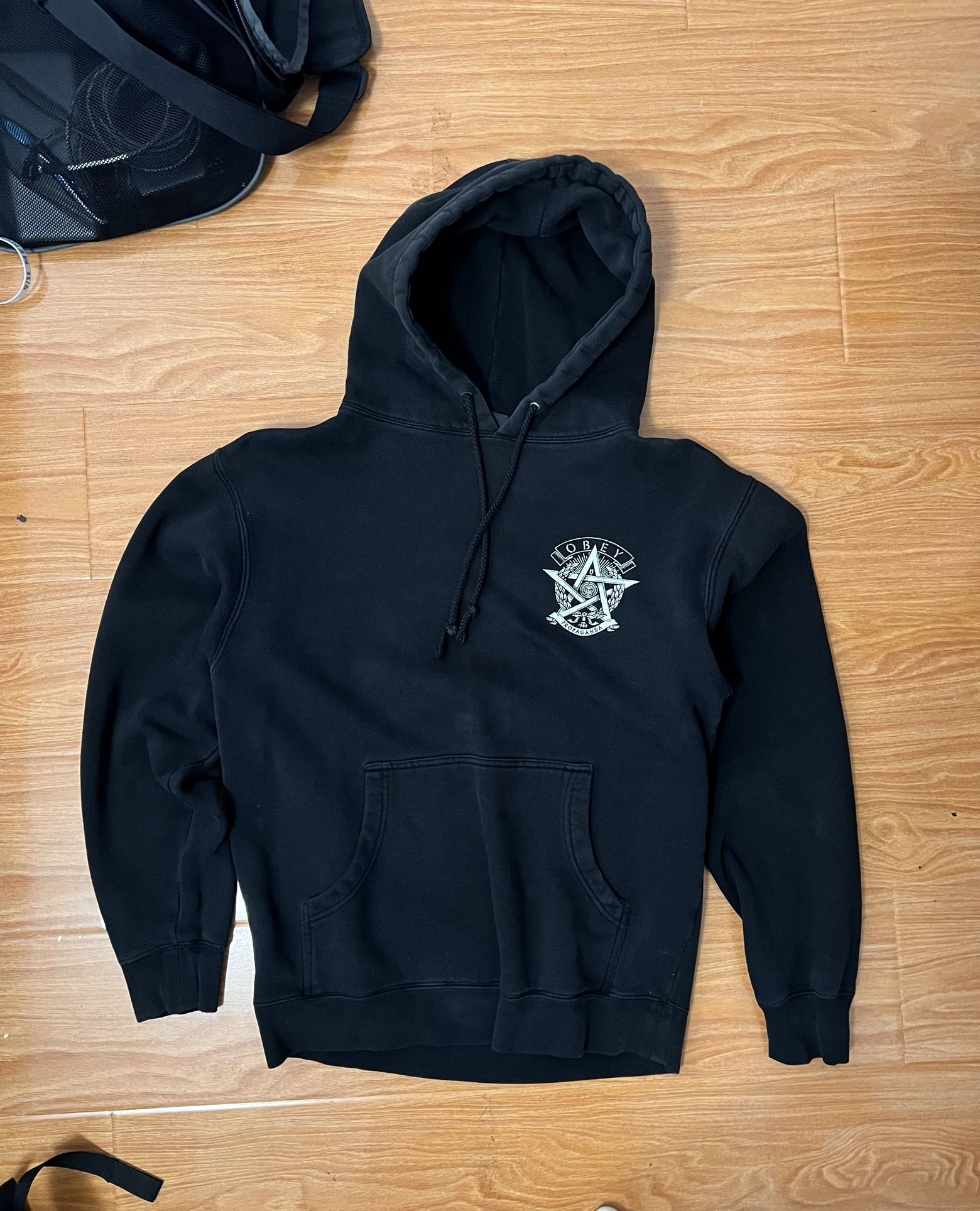 obey hoodie size small
