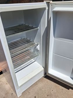 Frigid air stand up  freezer