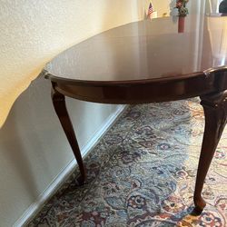 Dining table for 6 people $80