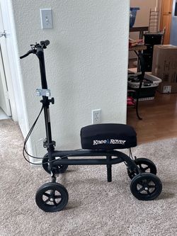 KneeRover Knee Scooter