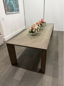 Moving Must Sell! Restoration Hardware Table $500