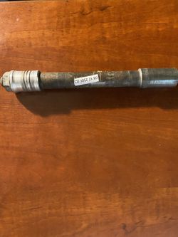 2008 YZ250F Front Wheel Axle