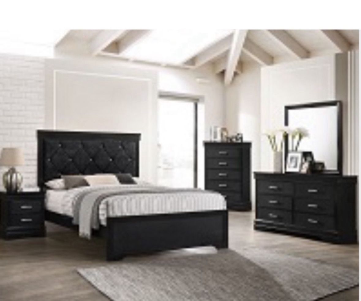 4- Pc Bedroom set Dresser,Mirror  Nightstand (1) Queen size bed frame  Not including Mattress and Box Sp