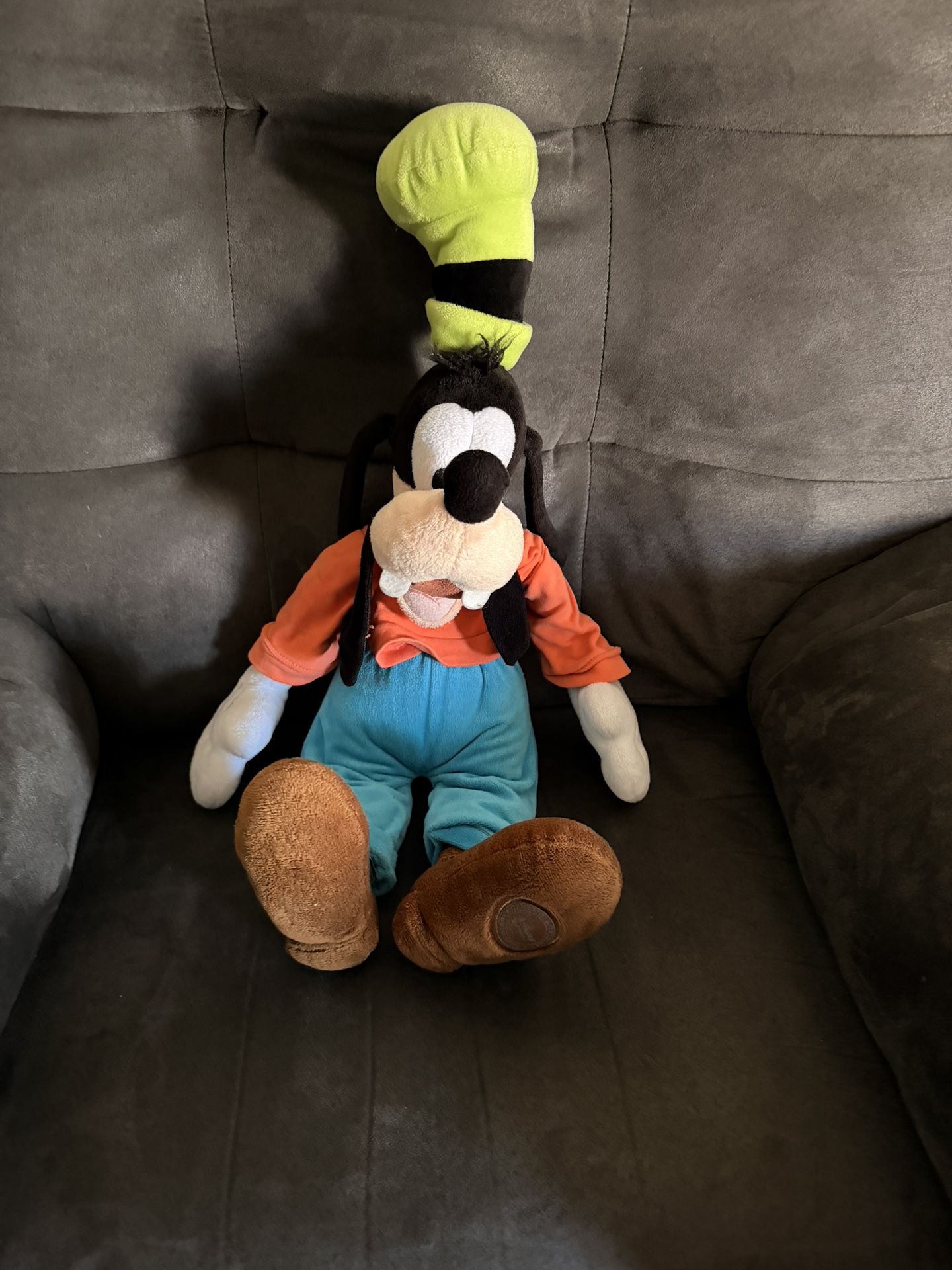 Goofy Plush 🧸