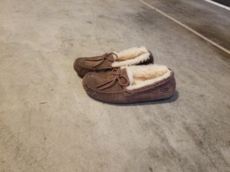 Uggs shoes size 7