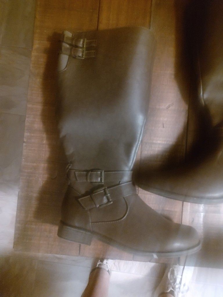 Brown boots Size 10 Just Fab "New"