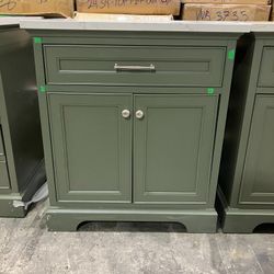 30"Solid Wood Bathroom Vanity Cabinet with Stone Countertop（Damaged)）