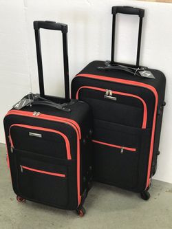 Luggage set includes TSA accepted Carry-on size (20") and medium size (24") has 4 spinner wheels light weight and durable