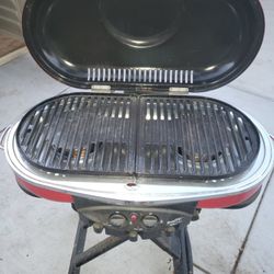 Coleman Portable Foldable Easy To Carry Grill Almost New Comes With Gas Tank Included