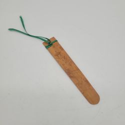 Vintage Handmade Bamboo Wood Bookmark Chinese Motif Lightweight Lingering Garden
