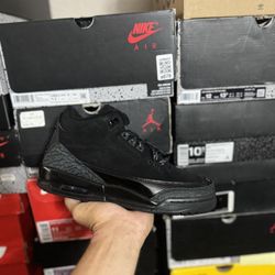 DS Jordan Black Cat 3s size 6Y