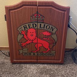 Dart Board Case Red Lion
