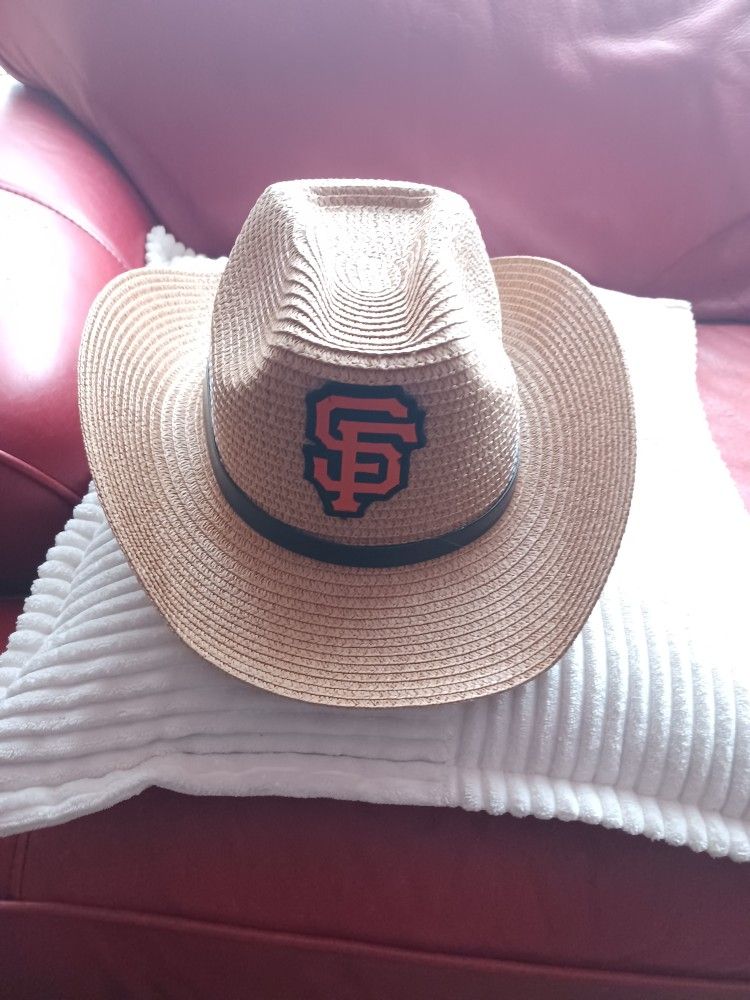 SF Giants country music day cowboy hat