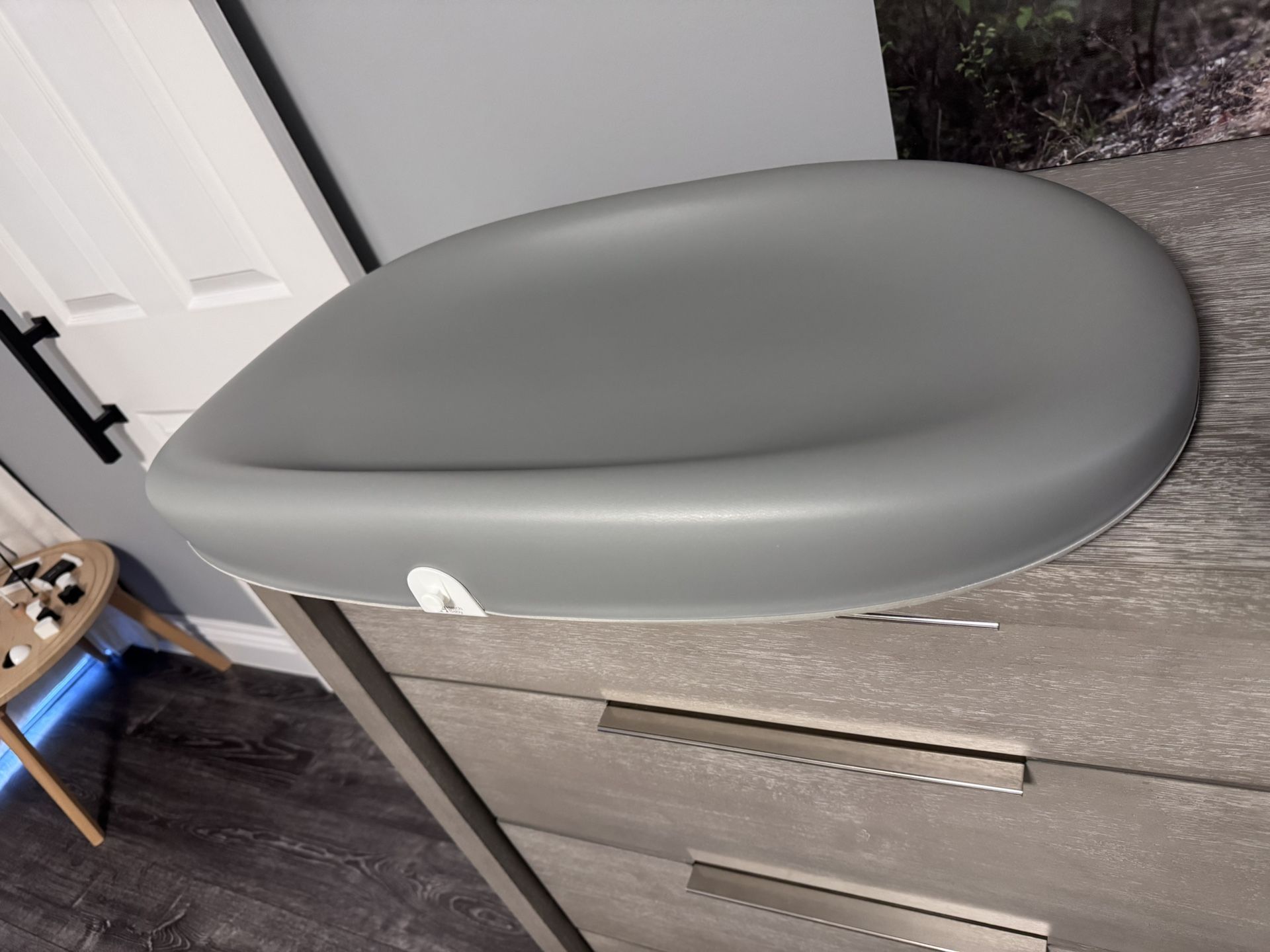 Hatch Grow Scale And Changing Table