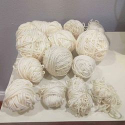 13-piece Knitting Yarn with Needle