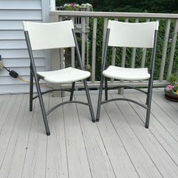 Northwest Territory Commercial Grade Folding Chairs (2)