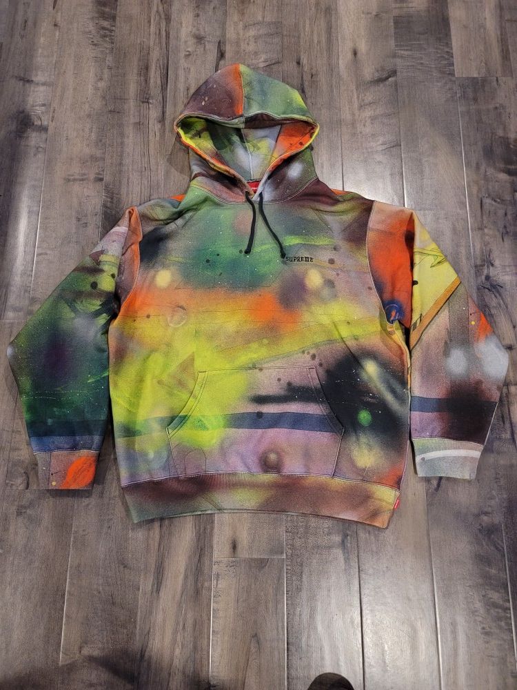 Supreme hoodie