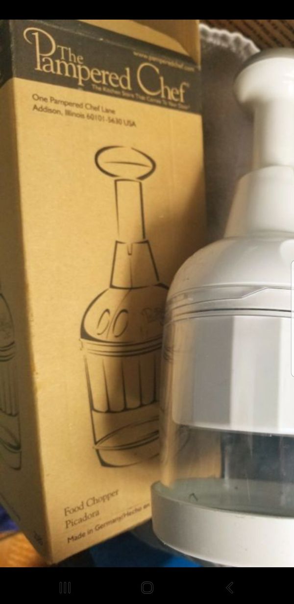 Pampered Chef Food Chopper for Sale in Bristol, TN - OfferUp