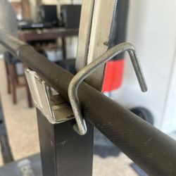 Weight Bench + Bar 