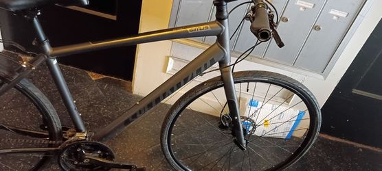 Specialized Sirrus Sport Hybrid Bike