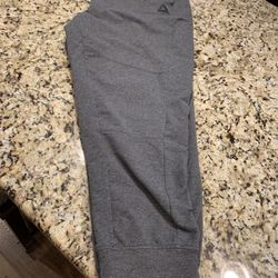 Men’s Reebok Brand Sweat Pant, Size 2XL, Has Two Front & One Rear Pocket, Heavier Material, Very Soft
