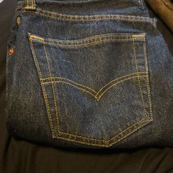 Selling Levi’s 