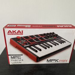 Akai Professional MPK Mini MKII | 25-Key Portable USB MIDI Keyboard With 16 Back