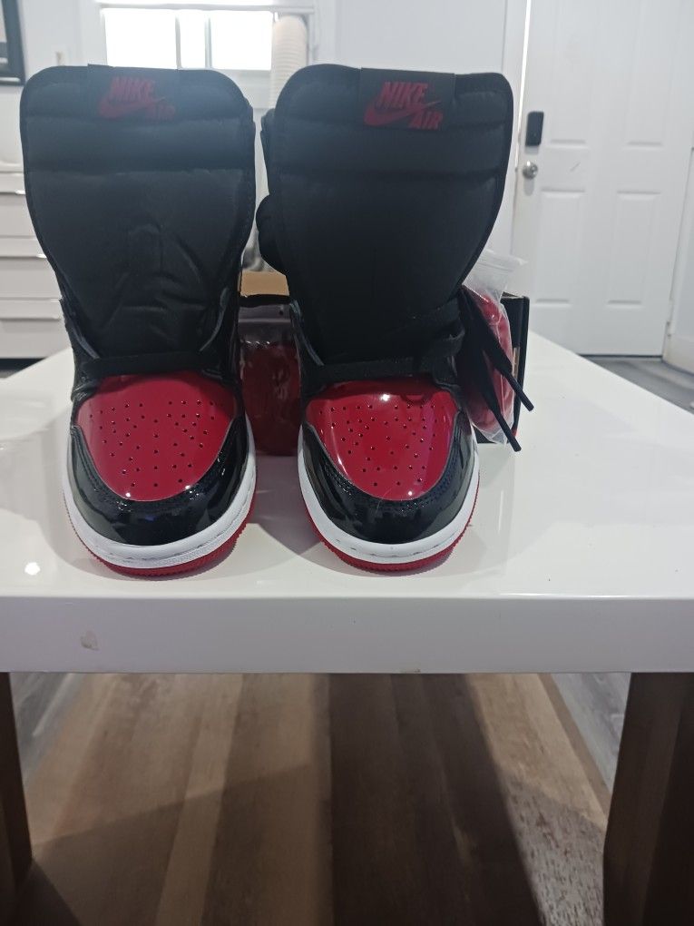 Jordan 1 Patent Bred 4.5 Y NEW